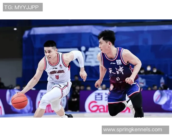 广州篮球队反击战术解析与未来发展趋势探讨 广州篮球队反击战术解析与未来发展趋势探讨