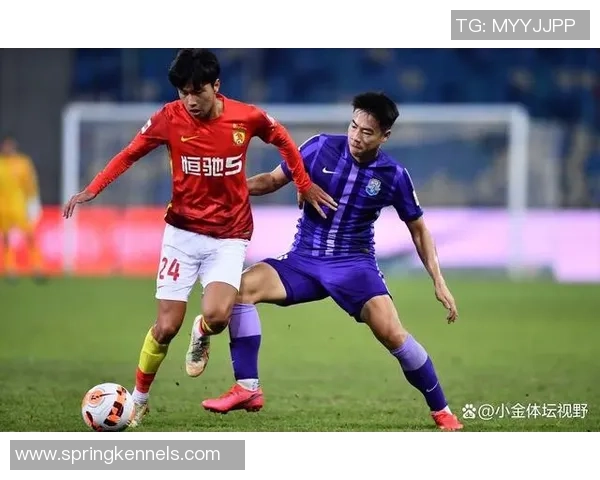 武汉篮球队在城市联赛积分榜上以77分稳居第一名展现强劲实力 武汉篮球队在城市联赛积分榜上以77分稳居第一名展现强劲实力