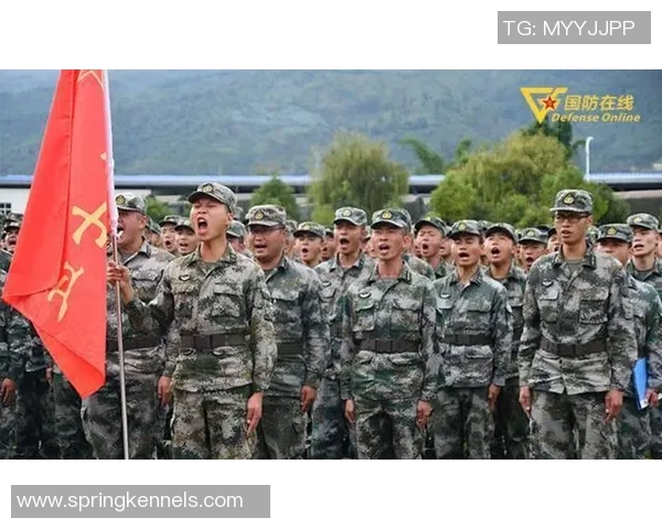 重庆足球队的成长之路:从青涩起步到辉煌成就的纪实故事 重庆足球队的成长之路:从青涩起步到辉煌成就的纪实故事